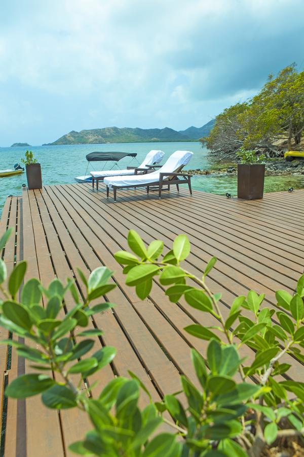 Hotel Deep Blue à Providencia  Extérieur photo