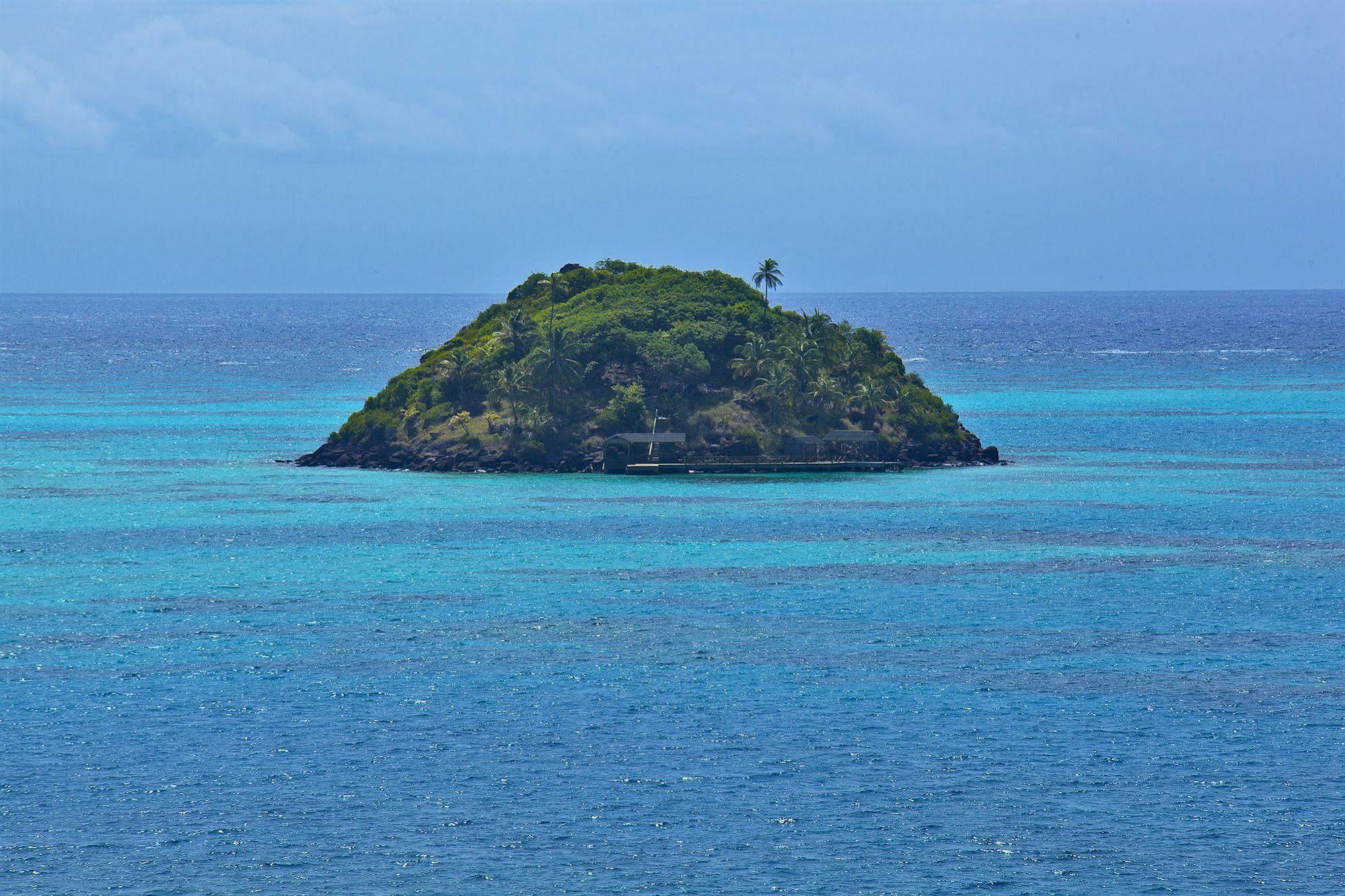 Hotel Deep Blue à Providencia  Extérieur photo